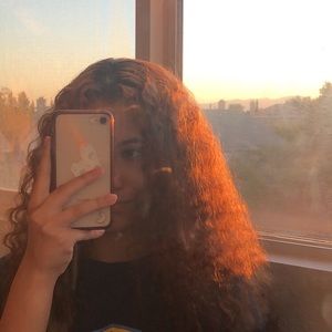 Meet your Posher, Nina